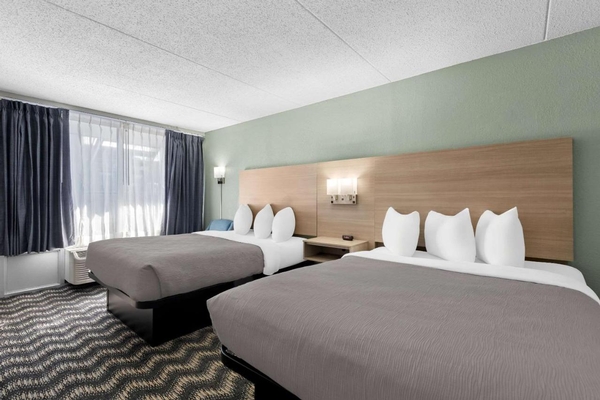 Quality Inn Nashville - Opryland Area Image #11 Quality Inn Nashville - Opryland Area Image #11