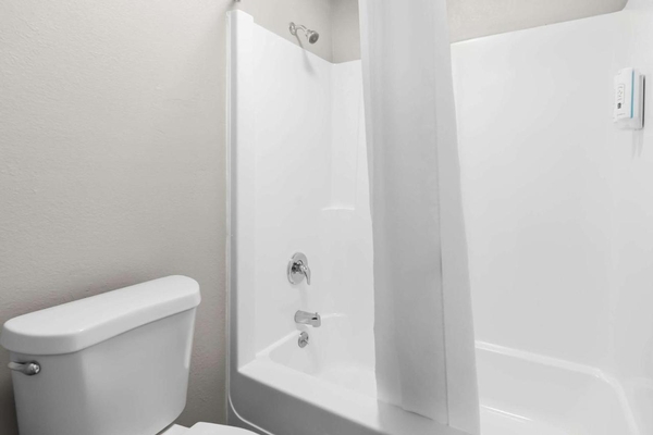 Quality Inn Nashville - Opryland Area Image #17 Quality Inn Nashville - Opryland Area Image #17
