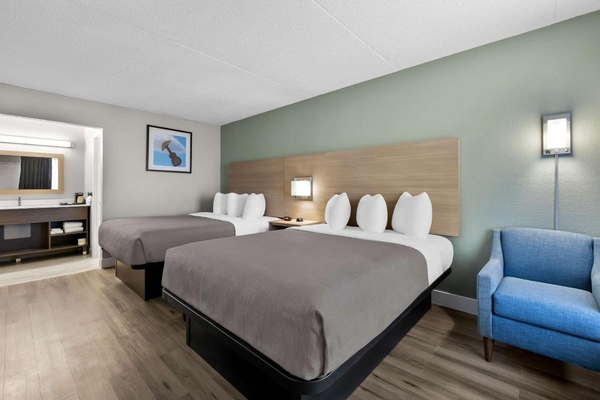 Quality Inn Nashville - Opryland Area Image #20 Quality Inn Nashville - Opryland Area Image #20