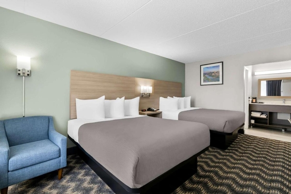 Quality Inn Nashville - Opryland Area Image #42 Quality Inn Nashville - Opryland Area Image #42